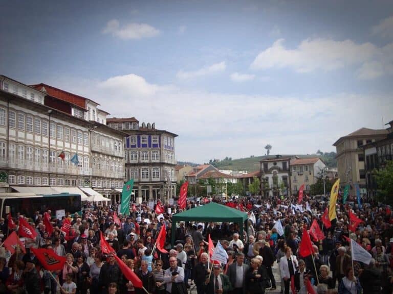 USB defende salário mínimo de 650 euros em 2019