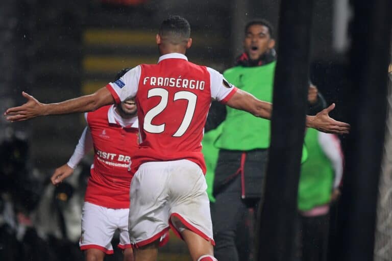 Braga assegura apuramento, Vitória ainda sonha com 16 avos