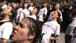 Cortejo percorre ruas de Braga sob o tema "A Gata quer Casa"