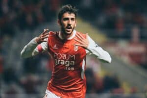 Paulinho emociado no regresso aos golos