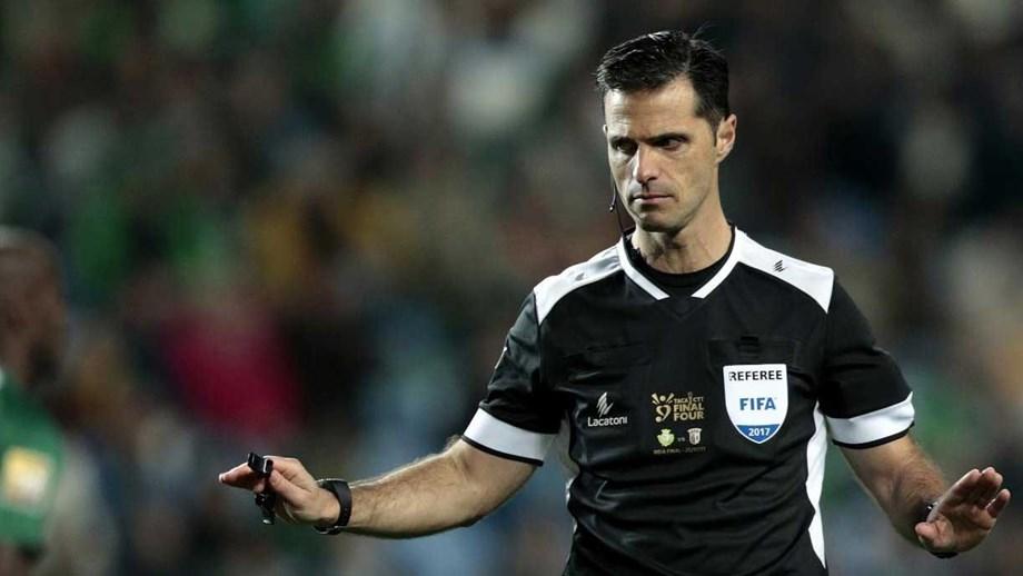 Carlos Xistra é o árbitro do clássico da Final Four