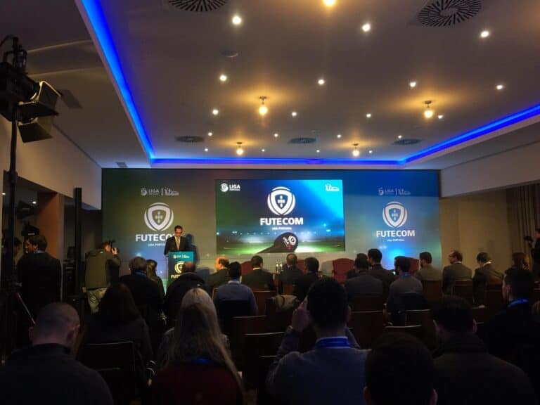 "É preciso melhorar a relação entre clubes e imprensa"