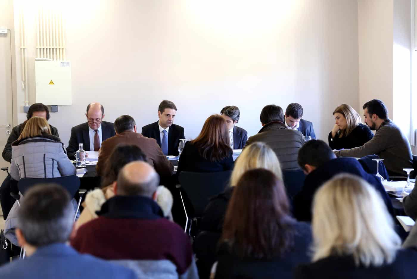 CMB regulariza situação de 53 funcionários precários