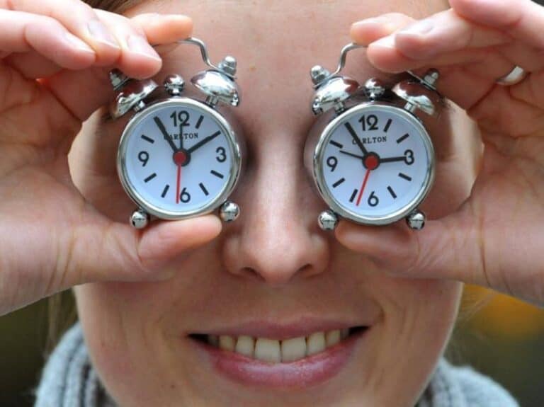 Começa esta madrugada o horário de Verão