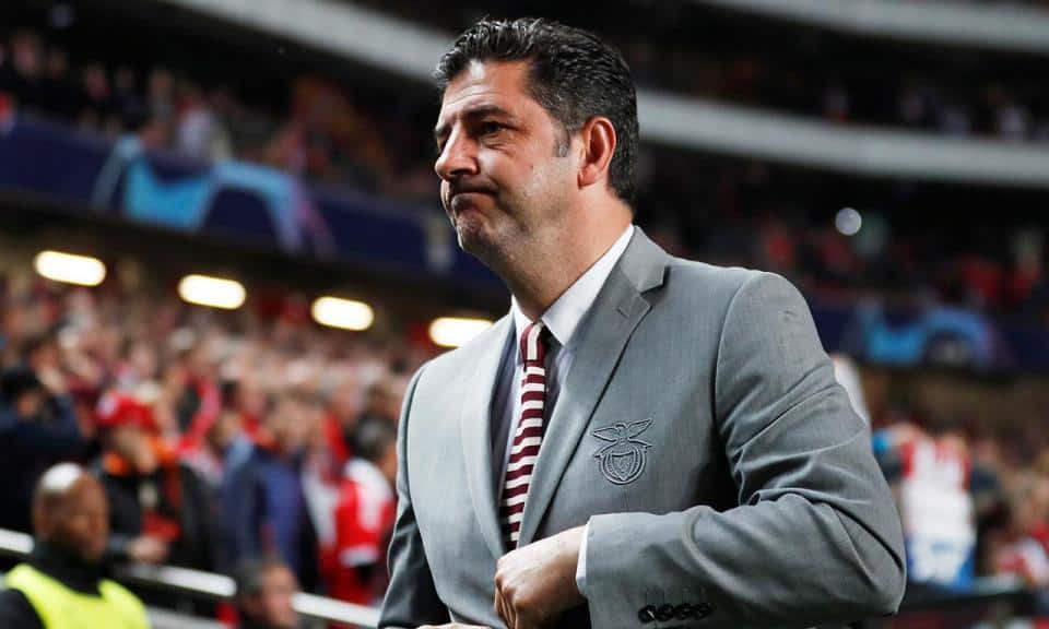 Rui Vitória já não é treinador do Benfica