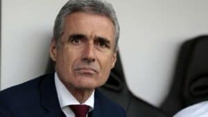 Luís Castro peremptório: "Não vou perder a minha identidade"