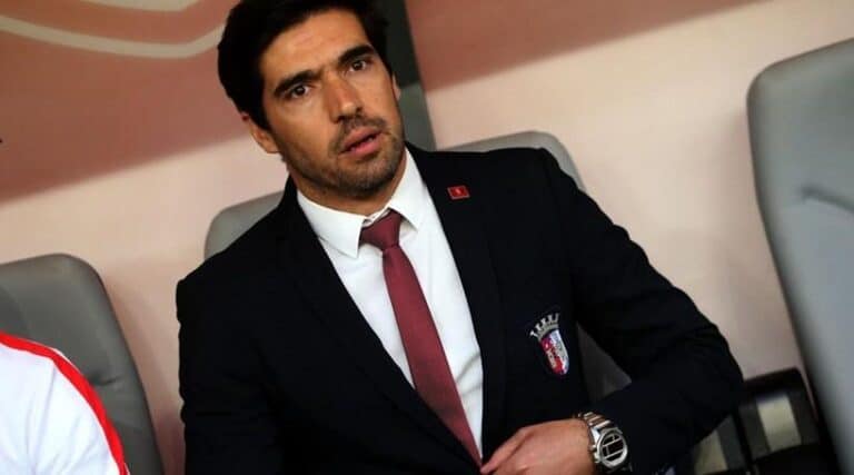 Abel quer desafiar os limites para vencer o FCP