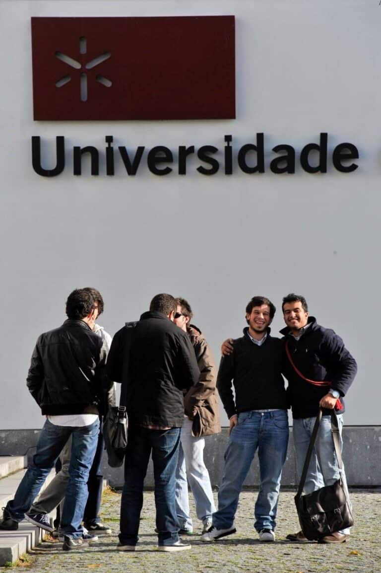 Cursos para maiores de 23 anos com inscrições abertas