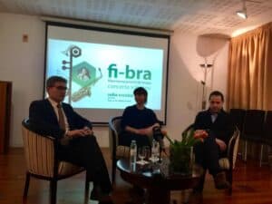 Sofia Escobar inicia tour com filarmonia juvenil de Braga