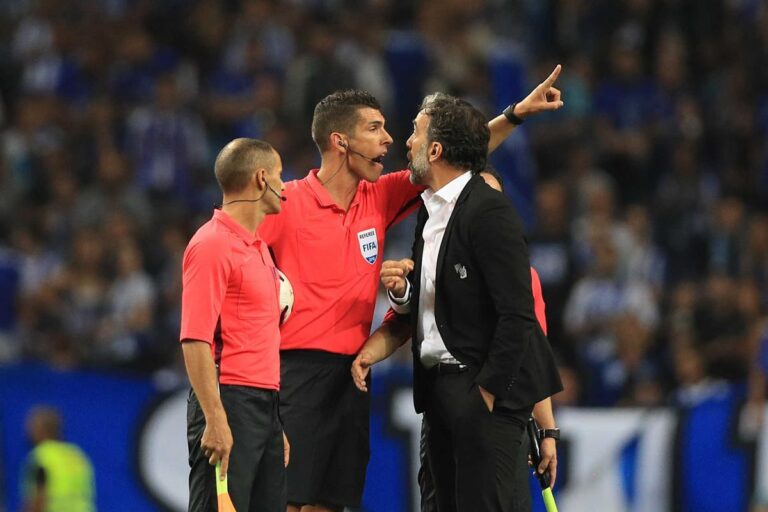 Flávio Meireles e Armando Marques castigados